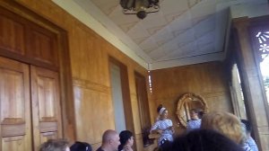 Ах, какие умницы - девочки, красивые и музыкальные.  Самые красивые песни поют в Грузии.