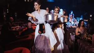 Be Italian: Роскошный номер по мотивам фильма «Девять»