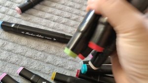 купила маркеры цветные 60 цветов для рисования