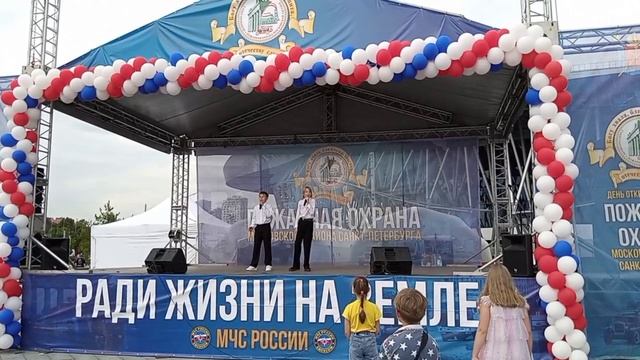 Кавер «Если бы парни всей земли» слова — Евгений Долматовский, музыка — Василий Соловьёв-Седой. смотреть онлайн