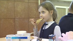 Родители вологодских школьников получили право контролировать качество питания в учебных учреждениях