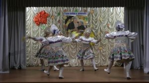 Танцевальный ансамбль "Абрамовские девчата" (Лебедушка)