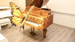 Рояль C. Bechstein — К. Бехштейн (Берлин, Германия) с эффектом бабочки