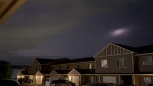 Ночная гроза в Су-Фолсе (Южная Дакота, США, 27.07.2025).