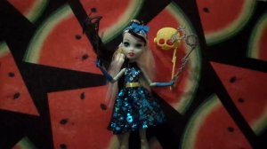 Обзор на Френки Штейн*''Буникальные Танцы''-Frankie Stein*Monster High