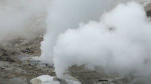 Под землей как будто паровоз. Национальный парк Йеллоустоу Yellowstone National Park США