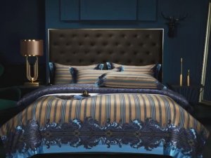 Комплект постельного белья в стиле Hermes «Полосатый орнамент»