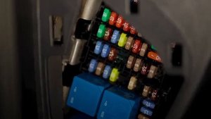 Скрытое подключение регистратора осуществляется очень просто, благодаря адаптеру Roadgid Cord