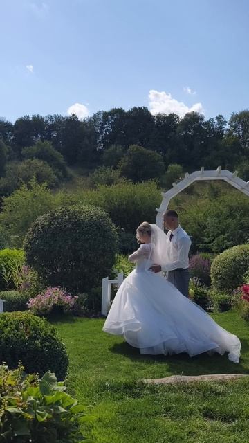 Свадебный день Владислав и Юлия смотреть онлайн