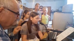 Приклубный лагерь Учалле UA3DVC=RC4P Аделина первая радиосвязь