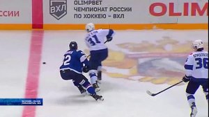 «Буран» провёл выездной матч с «Соколом» из Красноярска