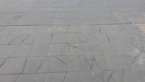 Сделали мощение у жилого комплекса. Никакого вида! Разбираемся в причинах.