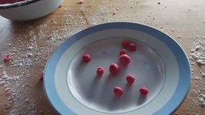 Делаем УЛОВИСТУЮ ПЛАВАЮЩУЮ НАСАДКУ из красного теста