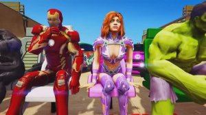 Крутые тачки с супергероями соревнуются на трассе с препятствиями GTA 5 с модами