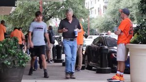 BUSHMAN PRANK -- Houston Astros Gameday Scare!
