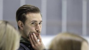 Тренеру Глейхенгаузу запретили находиться на турнире фигуристов для отбора на ОИ