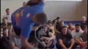 ⚡Действующий чемпион UFC в среднем весе Хамзат Чимаев провел мастер-класс по тейкдаунам!