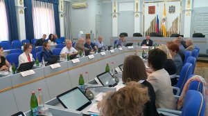 В Ставрополе состоялось плановое заседание комитета краевой Думы по образованию.