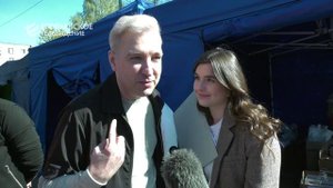 Актеры Илья Викторов и Александра Гладкова поздравили Егорьевск с Днем города