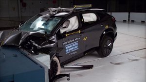 Краш-тест Nissan Ariya 2025