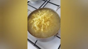 Готовим кошкам жратву 😺