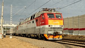 ЧС7-238 с поездом №107 Москва–Брянск | Переделкино