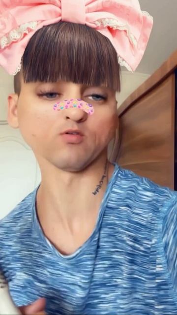 Вот такие видео у меня были в 2019 году 😂 смотреть онлайн