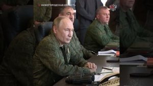 Это сигнал! Путин в военной форме посетил учения «Запад-2025»