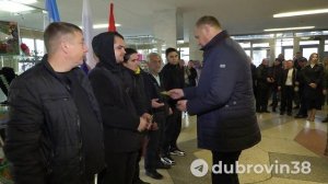 Сегодня утром отправили пятерых братчан на областной сборный пункт для подписания контракта