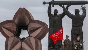 Тыл-фронту. Вечный огоньФильм