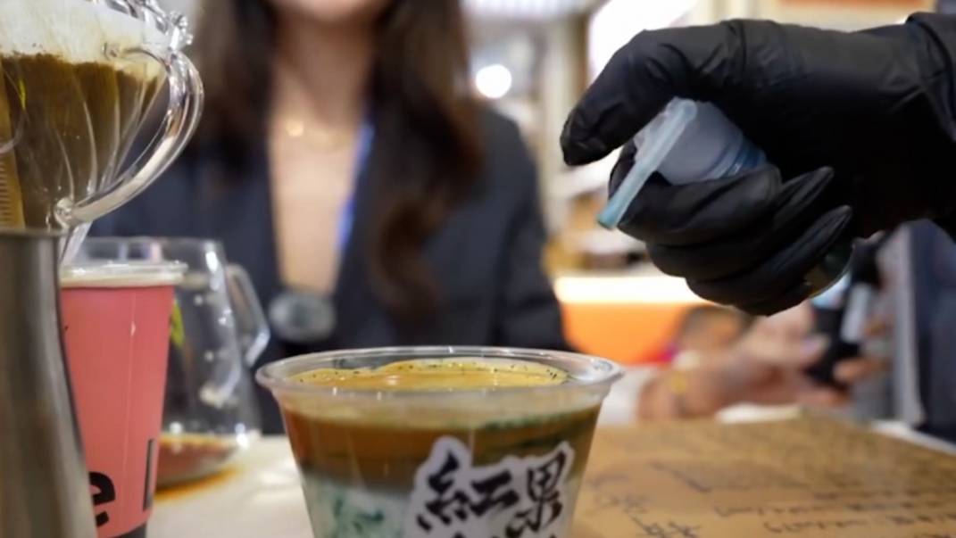 Лесное утро: необычный кофе с белыми грибами подают в Китае