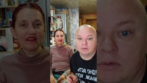 Короткий дневной эфир от 16.09.25 Катя встала поздно, кормлю её рыбкой с чаем