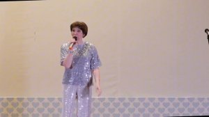 Эта песня - с летним настроением