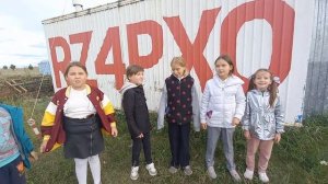 2ая школа девочки первым делом самолеты