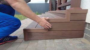 Какую веранду можно построить у дома из ДПК #дпк #стройка #монтаж #дача #терраснаядоска #ограждение