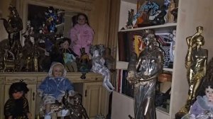 БАБУШКА ЕВРОПА ПРИШЛА... ДЕМОКРАТИЮ ПРИНЕСЛА... ВЕДЬМИНА ИЗБА ИНГА ХОСРОЕВА
