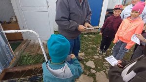 Азнакаево радиостанция вручение карточек с автографом космонавта Сергея Рыжикова