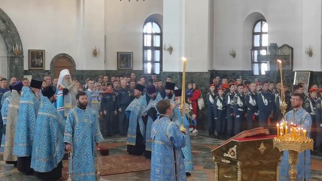 Молебен перед иконой "Неопалимая Купина" в Благовещенском соборе смотреть онлайн