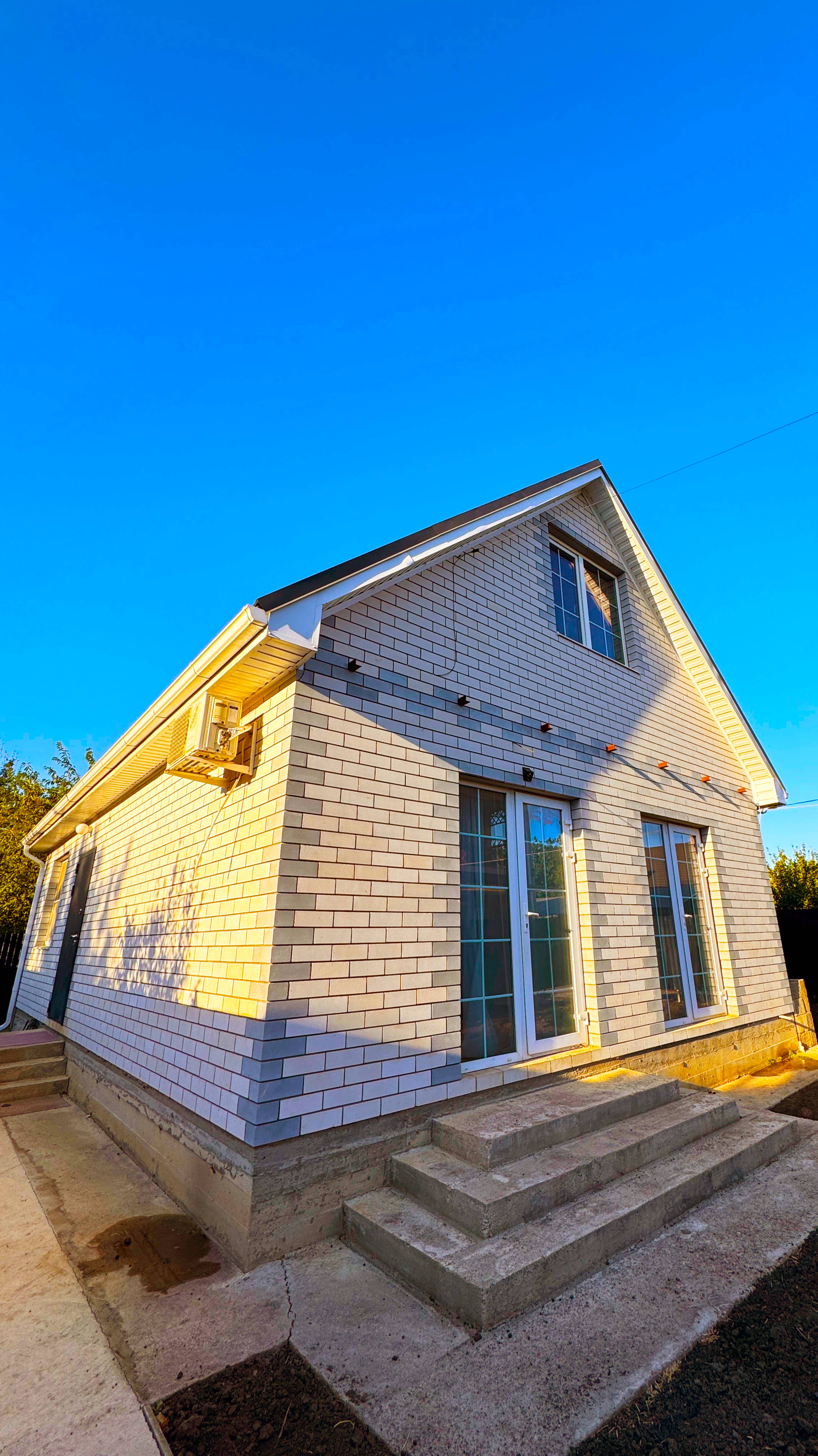 Откройте для себя загородную жизнь в уютном доме! смотреть онлайн