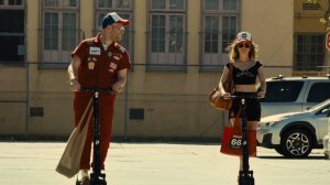 Сериал Платонические отношения (2023) / Герои очень любят самокаты 😀