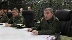 Начальник Генштаба проинспектировал группировку "Центр" на Красноармейском направлении