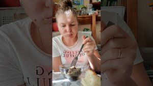 Мукбанг. Снимаю пробу с новой закуски