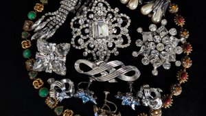 202. Weiss, ART, Lisner, Botticelli, распаковка лотов с винтажной бижутерией