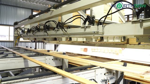 Сортировочная станция в линии строгания досок от Northsaw