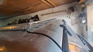 закрыл зазор багажника nissan r50