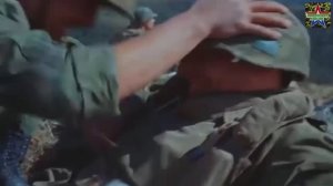 Армейские песни - Пули над головой в бой