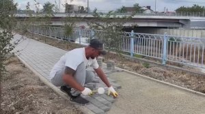 В г. Крымске продолжается благоустройство второй очереди набережной