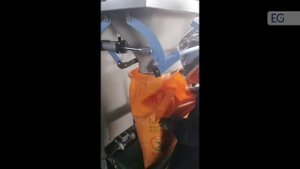 Видео работы Фасовочного станка для упаковки угля PD-50