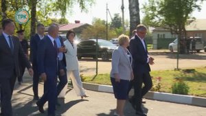 Заглянул глава региона и в Правдинский центр образования