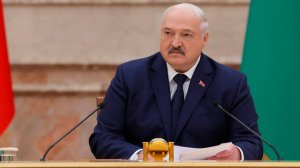 «Пока мы думали о дружбе, там из нас делали недочеловеков». Лукашенко провел встречу с идеологами